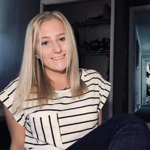 Meet your Posher, Elizabeth